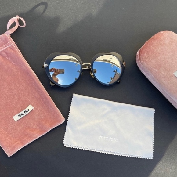 COPY - NWOT Miu Miu Black Heart Shaped Mirrored Sunglasses - Picture 4 of 6